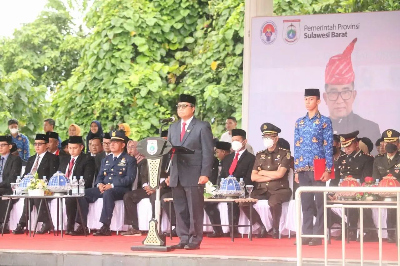 Meski Diguyur Hujan, Pemprov Sulbar Tetap Gelar Upacara Sumpah Pemuda